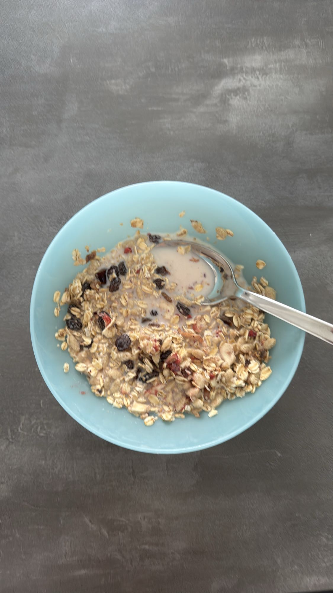 Müsli mit Milch