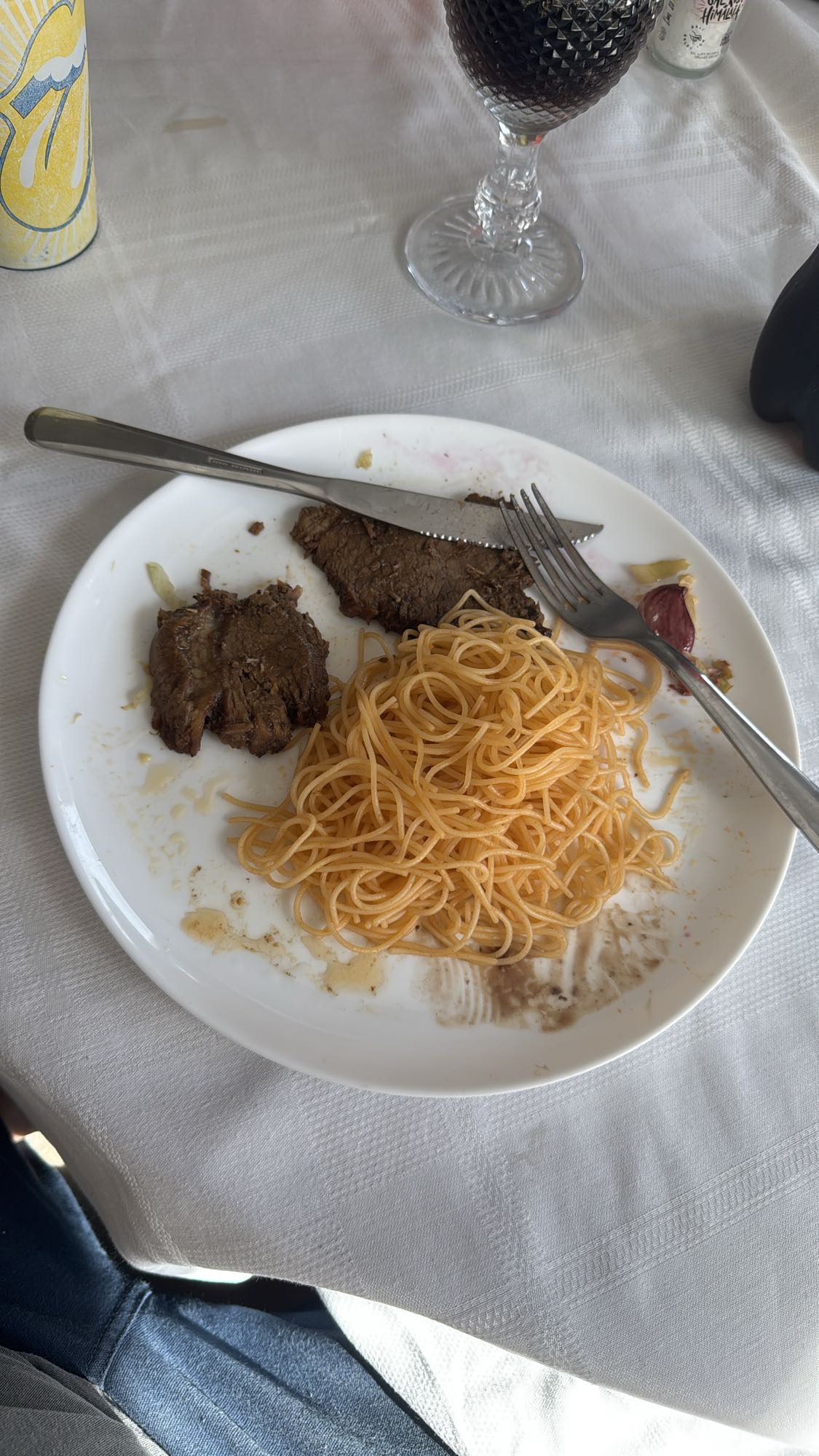 Espaguete com carne