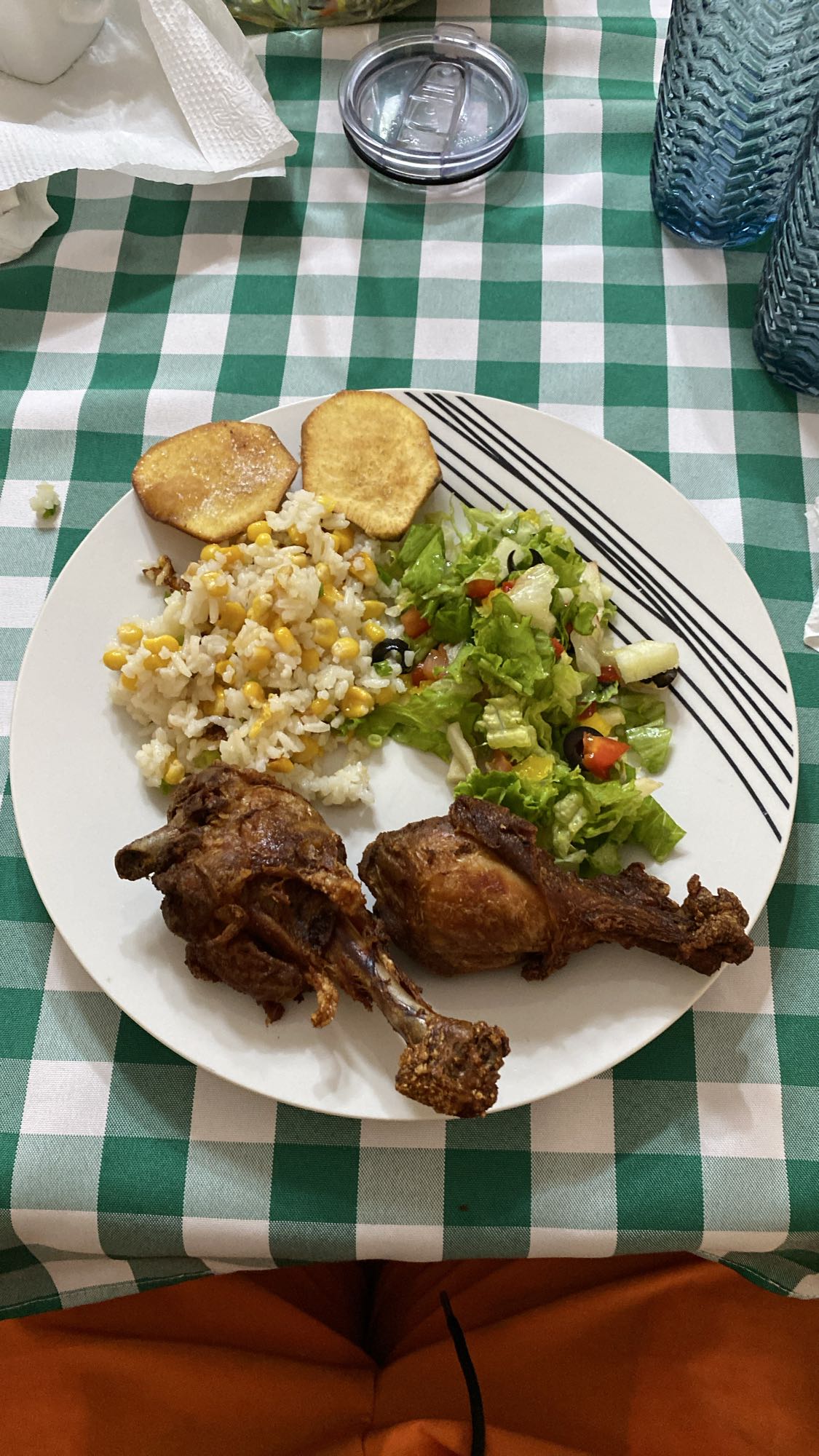 Pollo frito con arroz