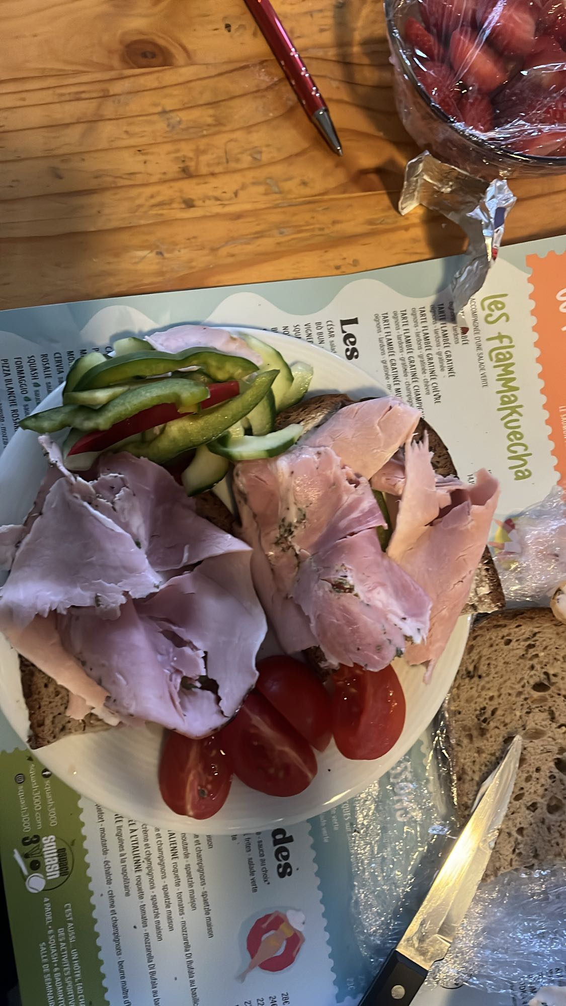 Tartines jambon crudités