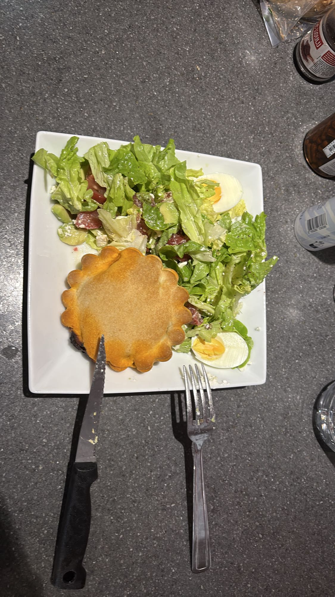 Tarte salée et salade