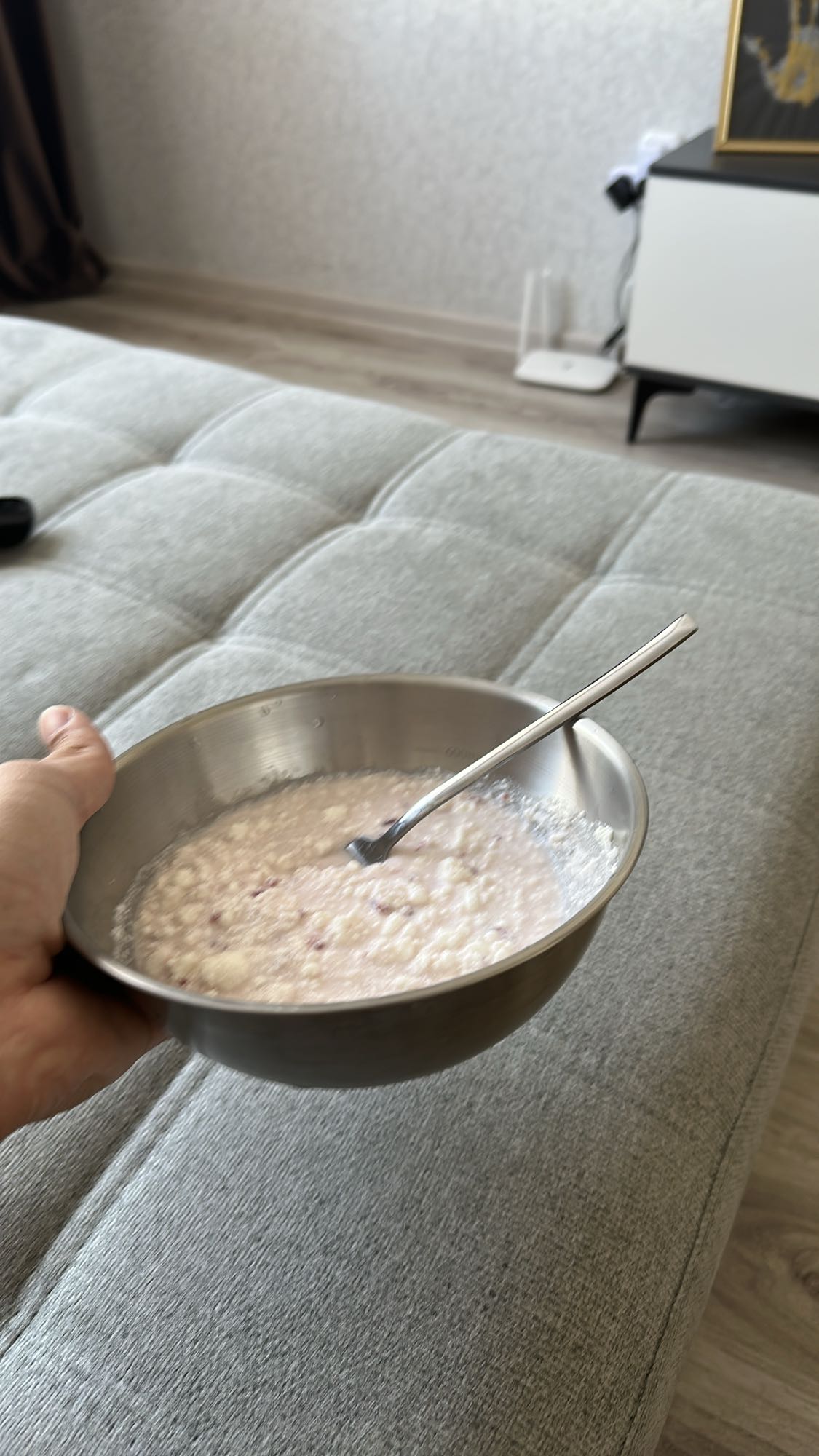Овсянка с творогом и ягодами