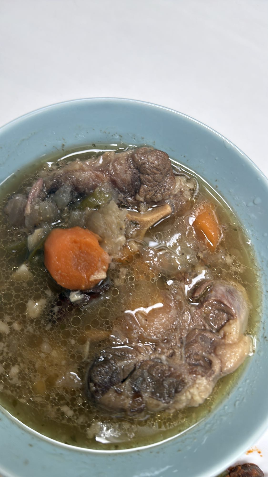 Kjøttsuppe med gulrot
