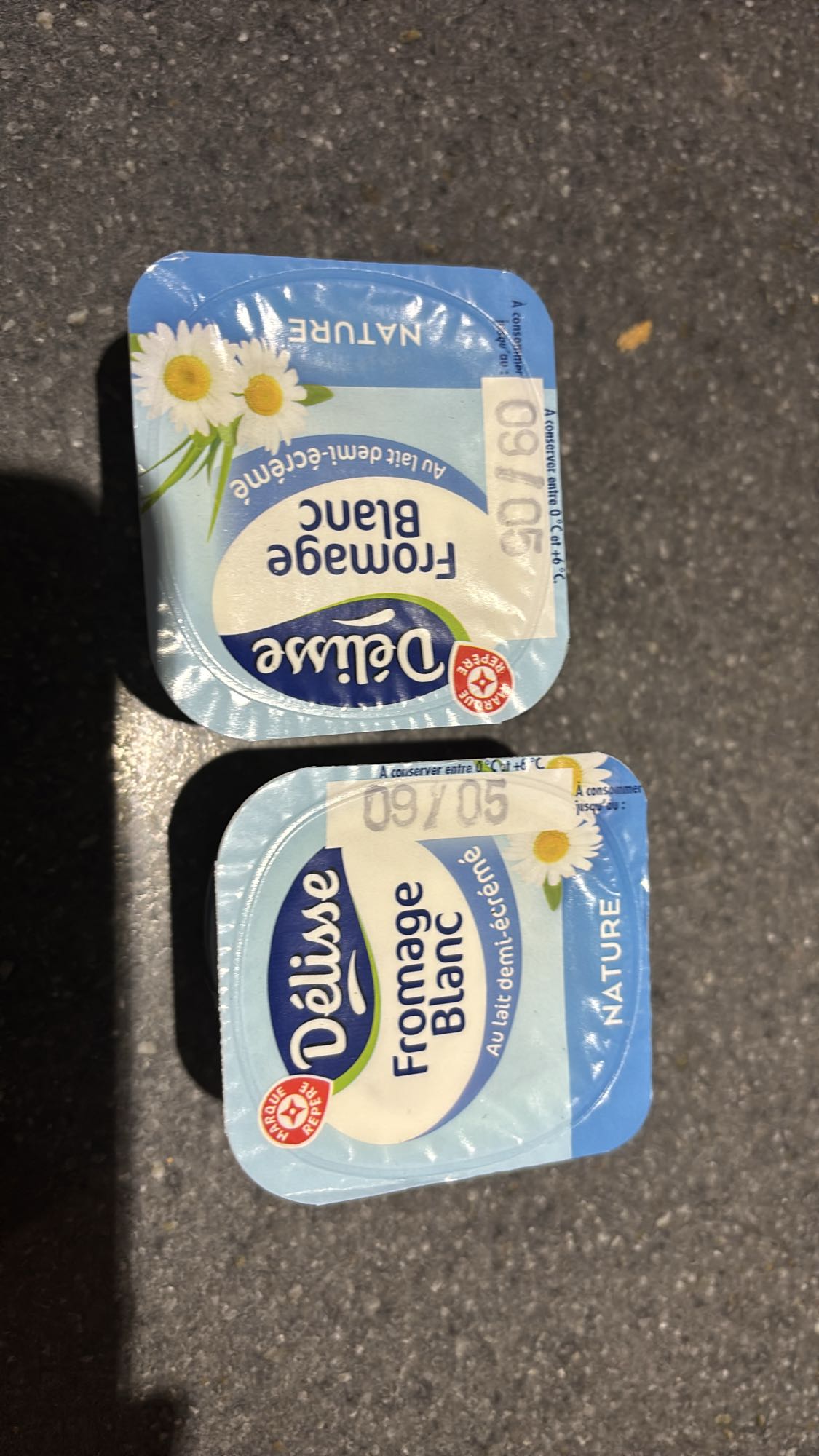 Deux fromages blancs