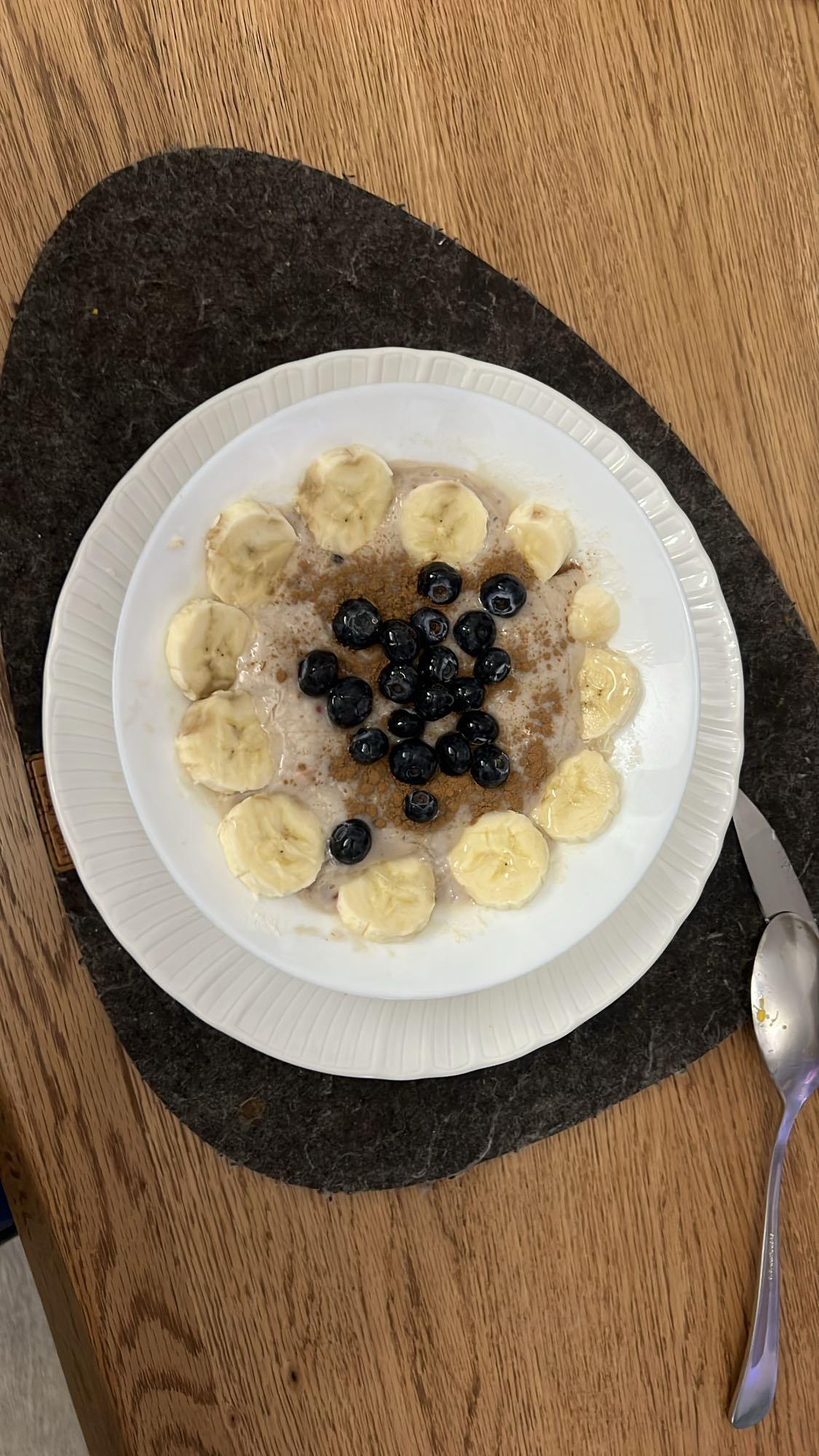 Porridge con frutta