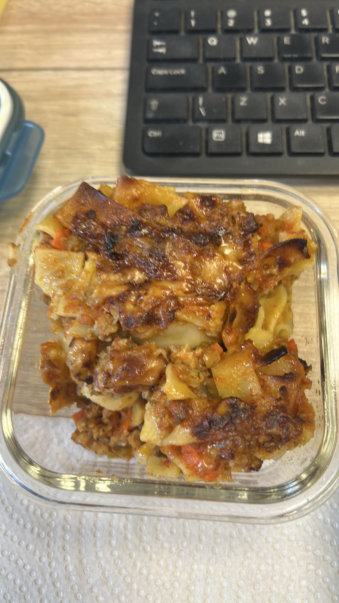 Paste cu carne tocata si cascaval