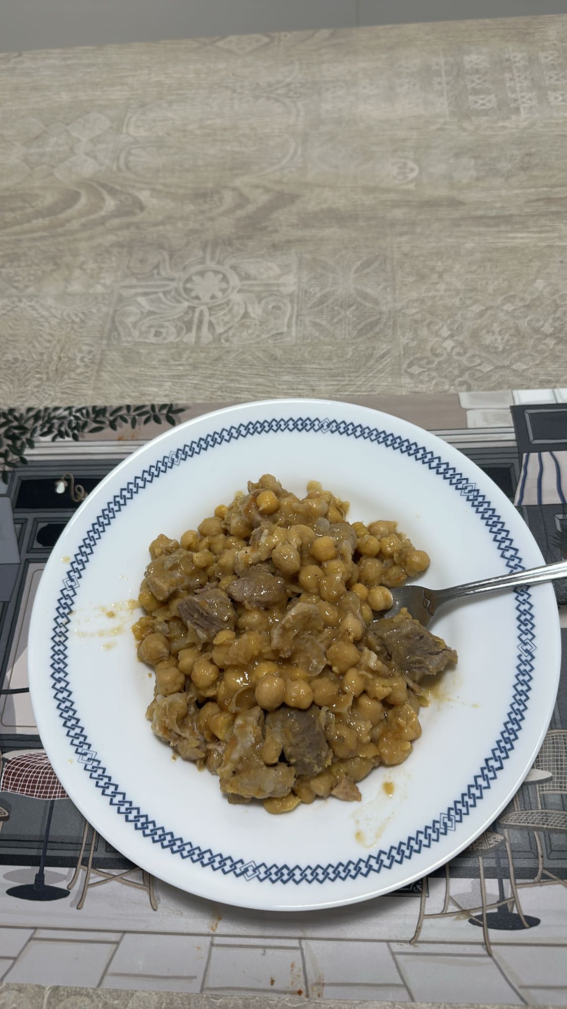 Garbanzos con carne