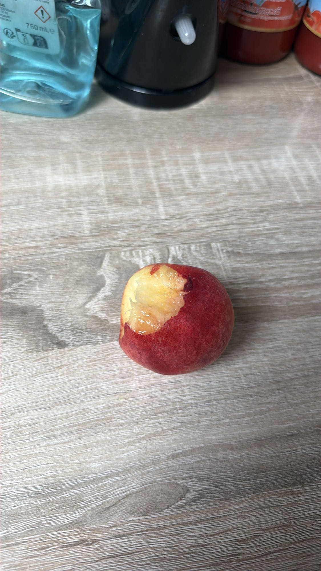 Piersică mușcată