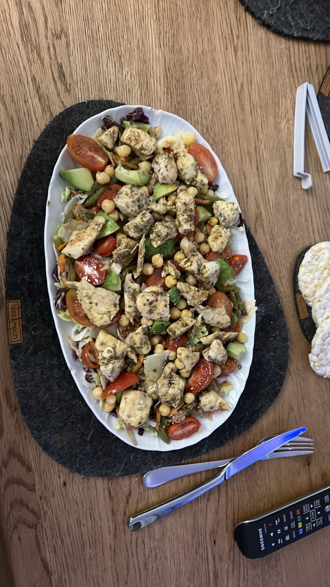 Insalata pollo e ceci