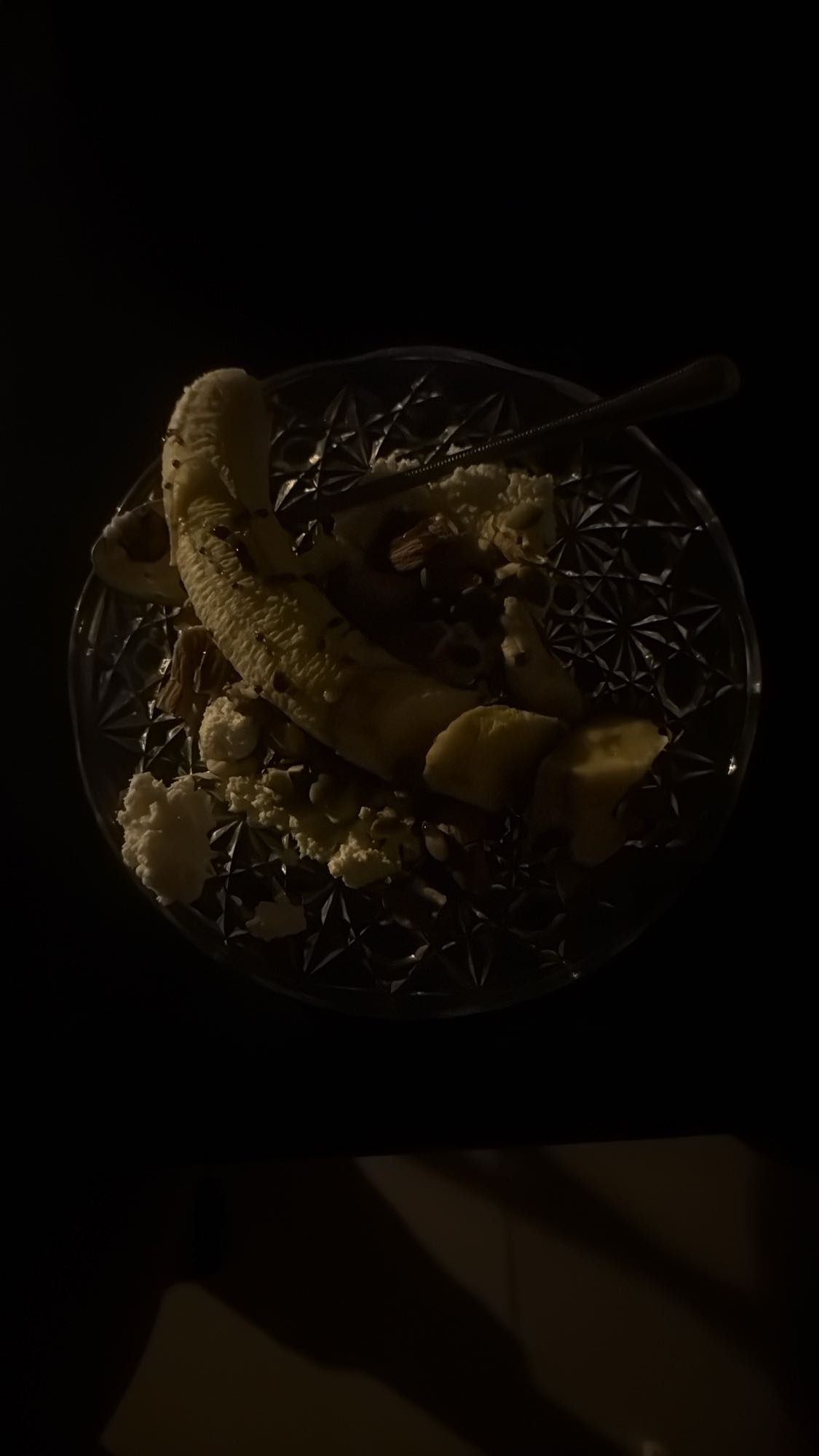 Banana Cottage Bowl