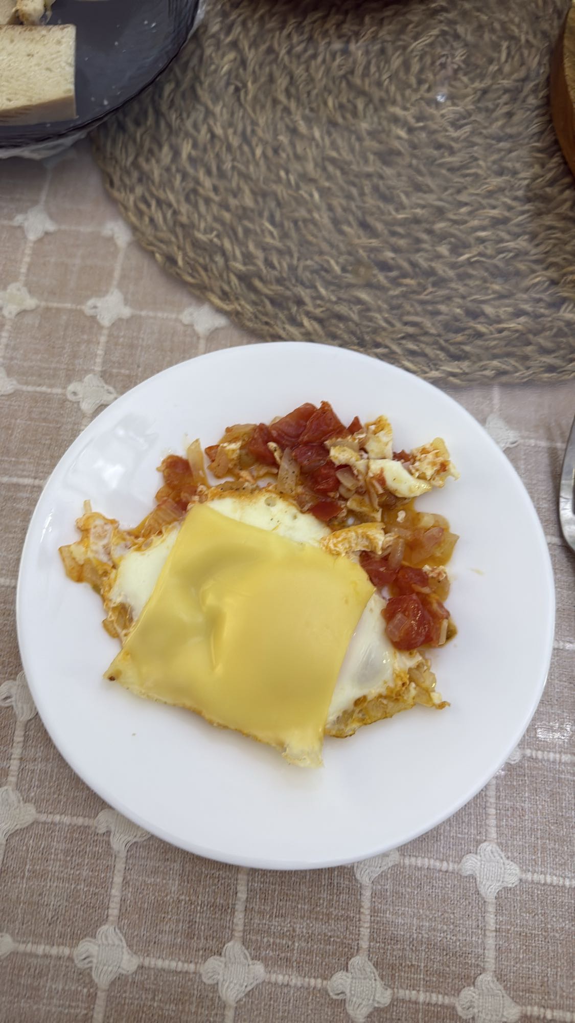 Яичница с сыром