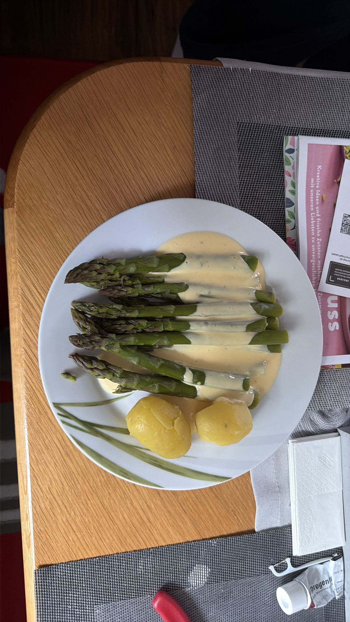 Spargel mit Kartoffeln