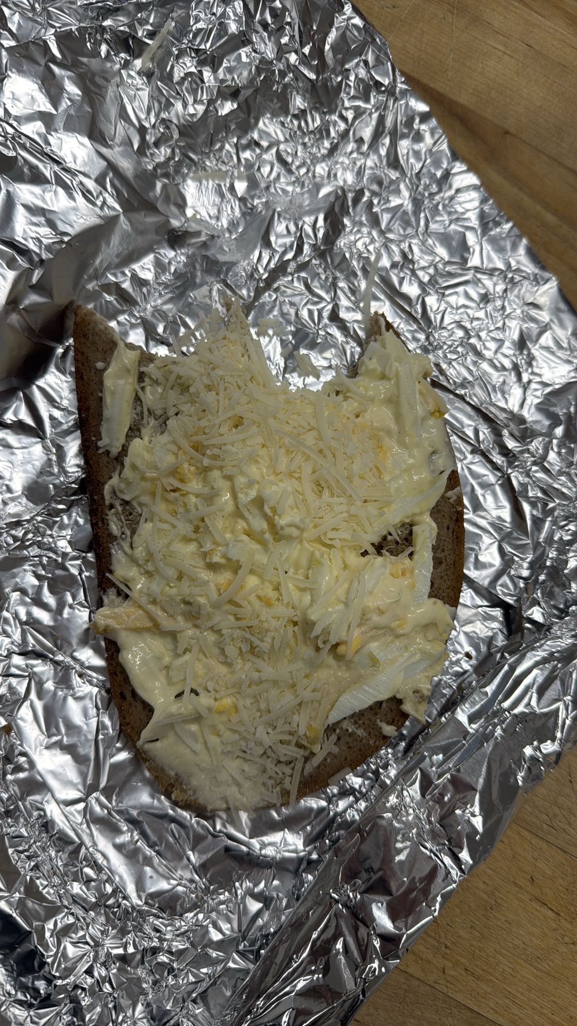 Brood met ei en kaas