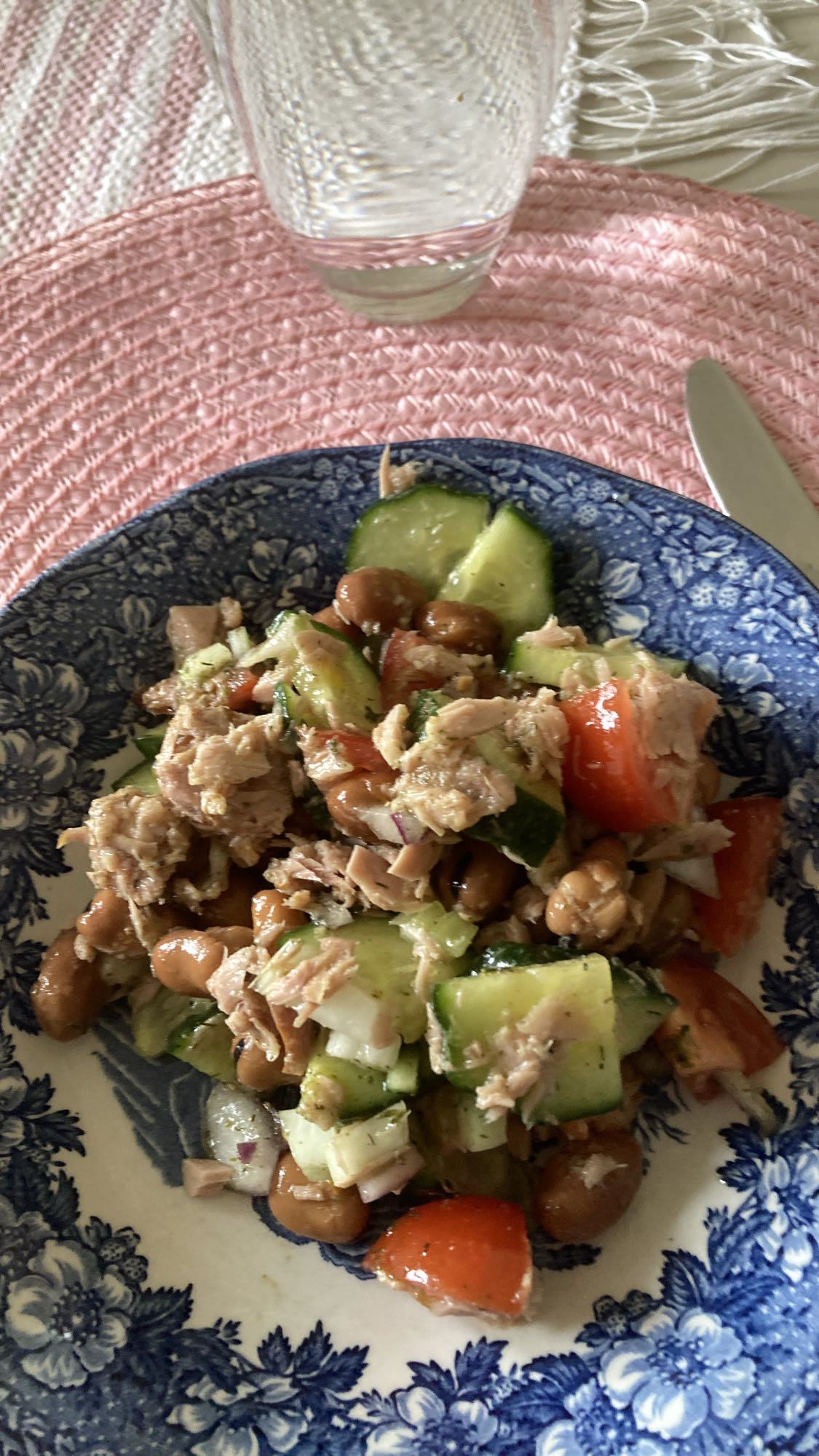 Tonfisksallad med bönor