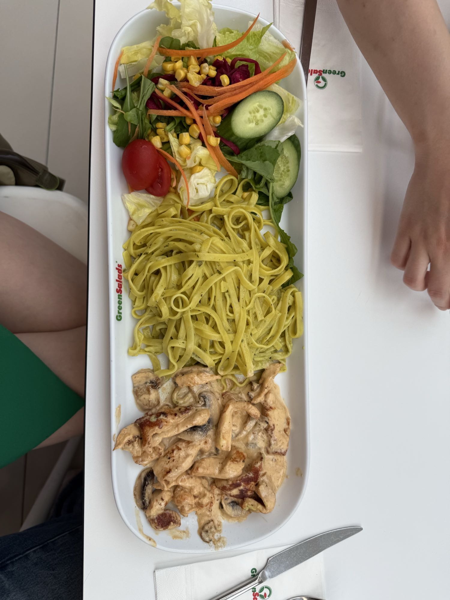 Kremalı Tavuklu Makarna