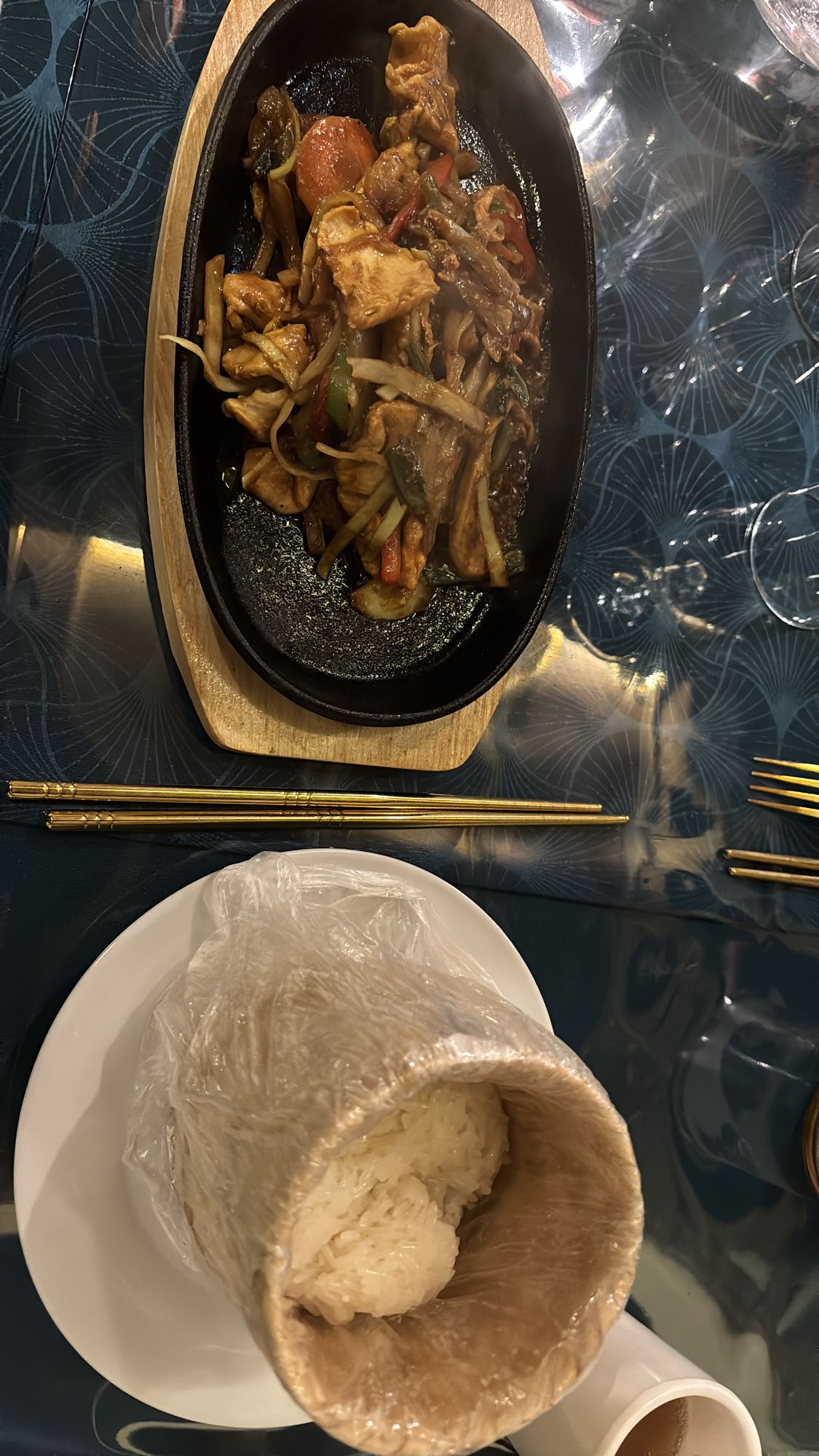 Poulet sauté et riz