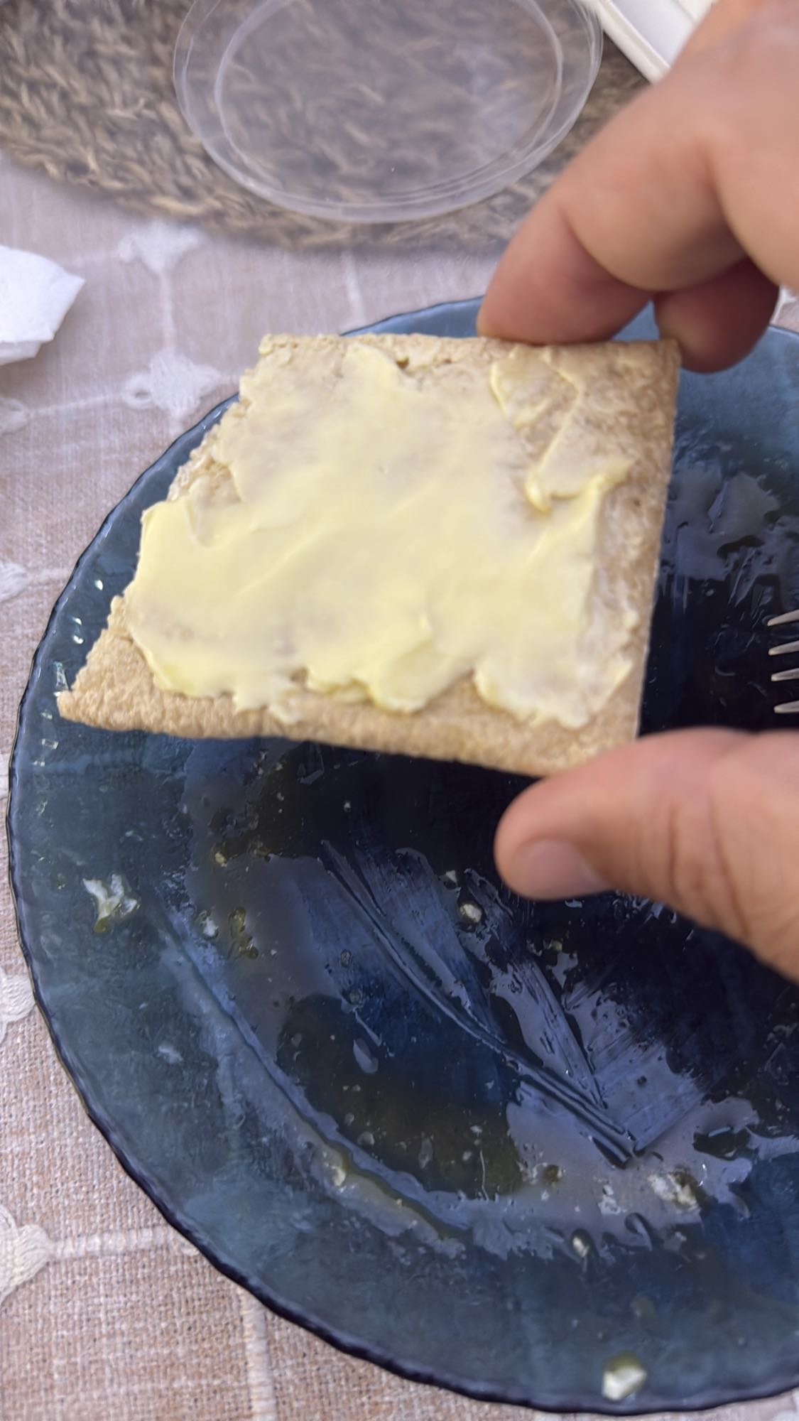 Хлебец с маслом