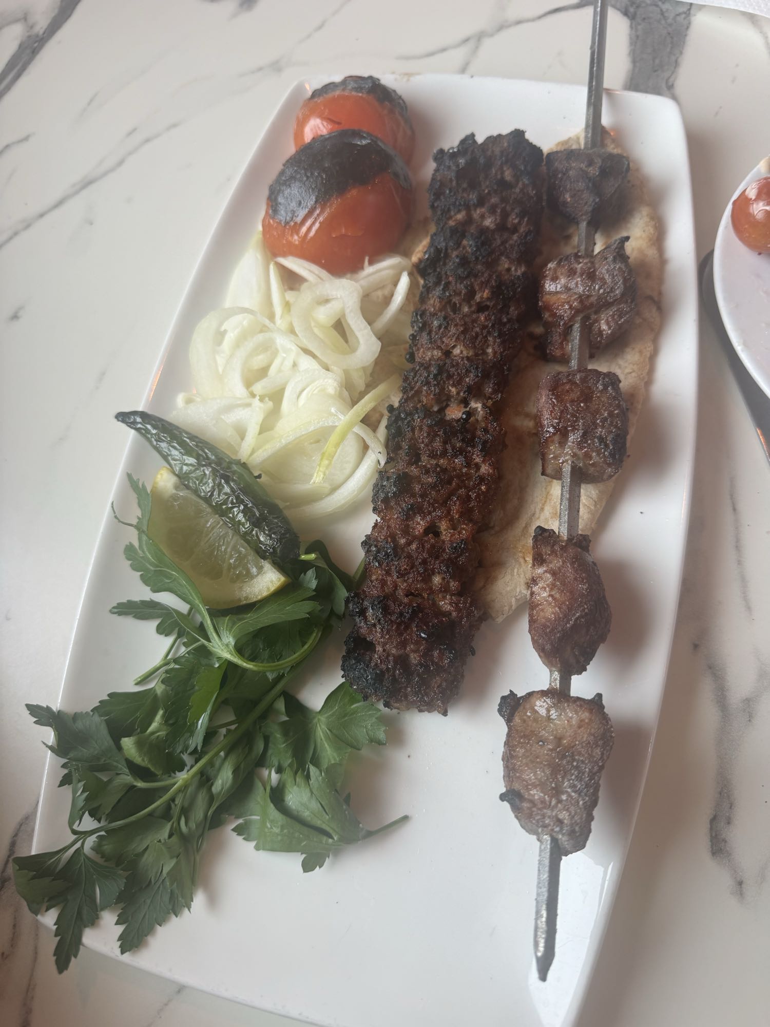Kebabtallrik med spett