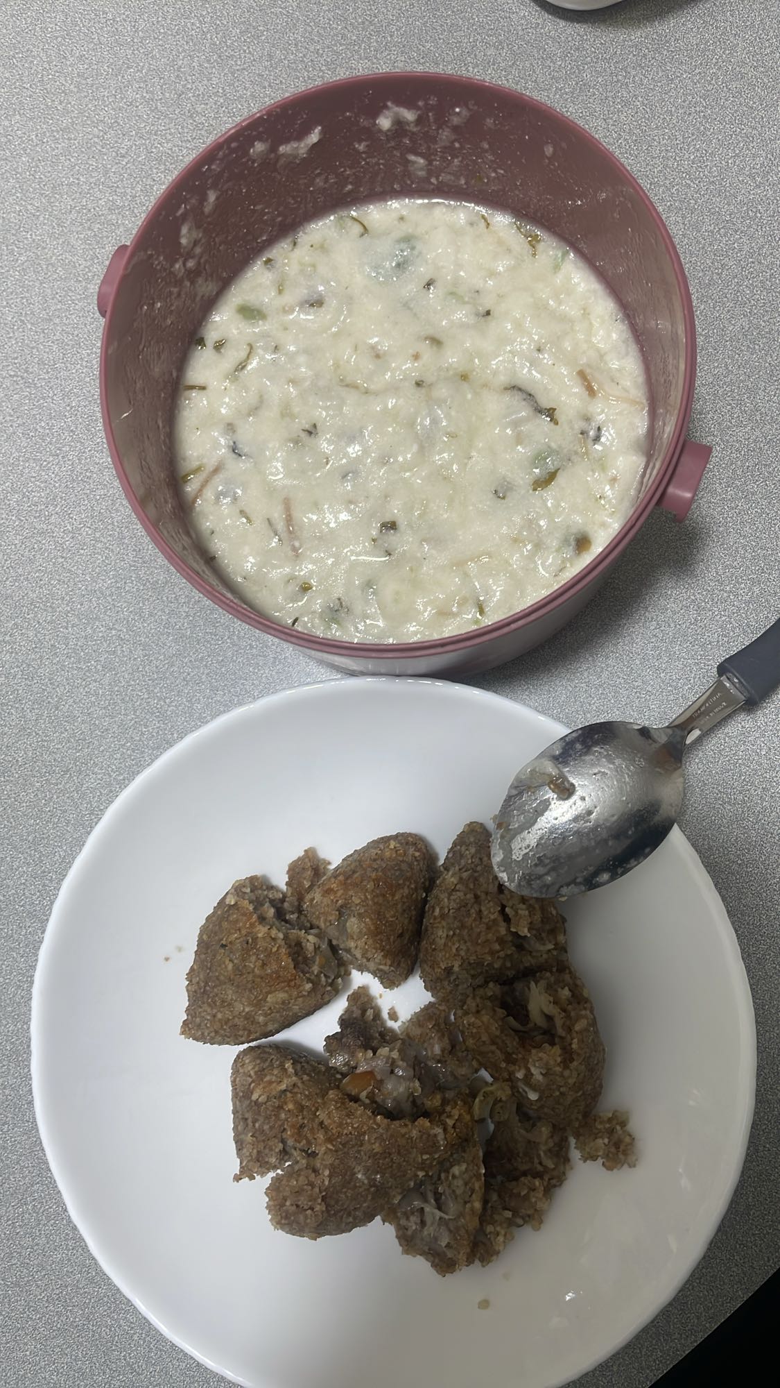 Rice porridge and kibbeh