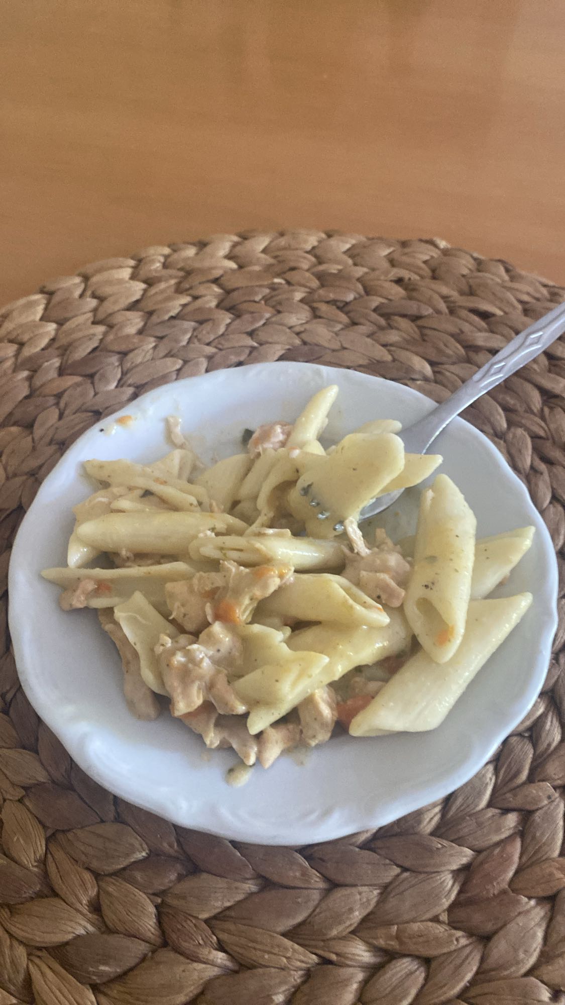 Makaron z kurczakiem