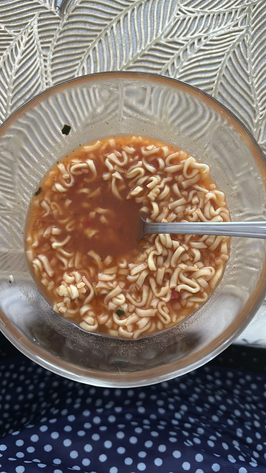 Zupa z makaronem instant