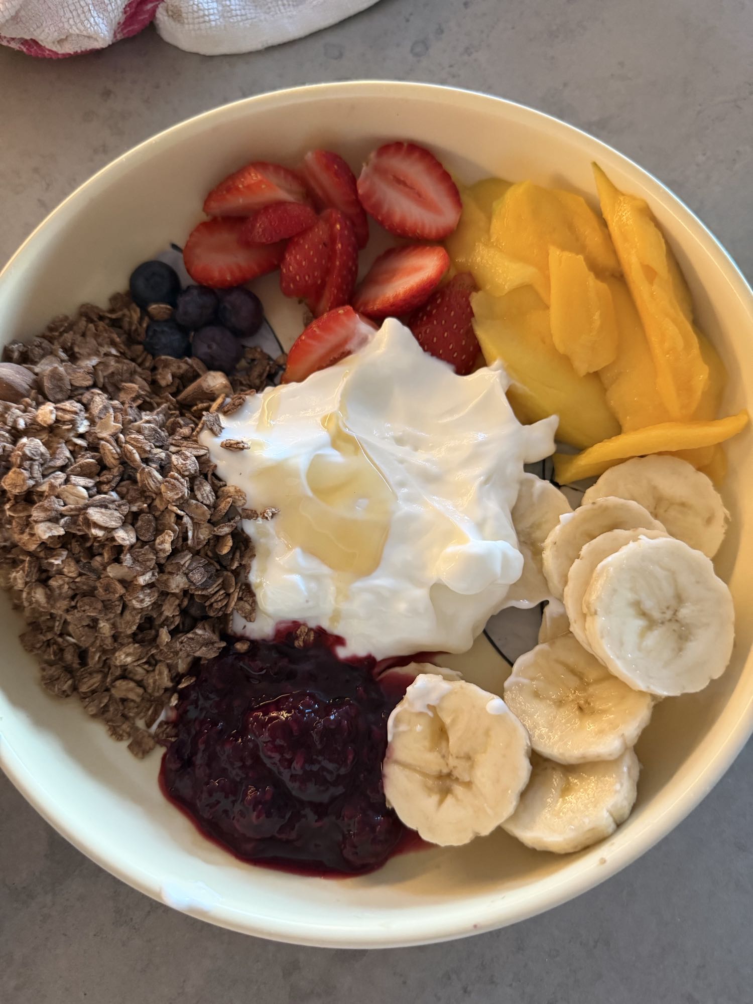 bol de yogur con fruta