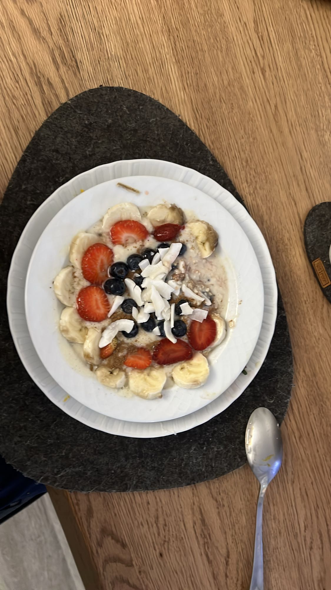 Porridge con frutta