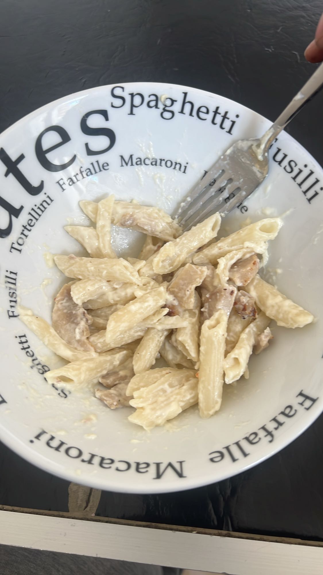 Pennes crémeuses au poulet