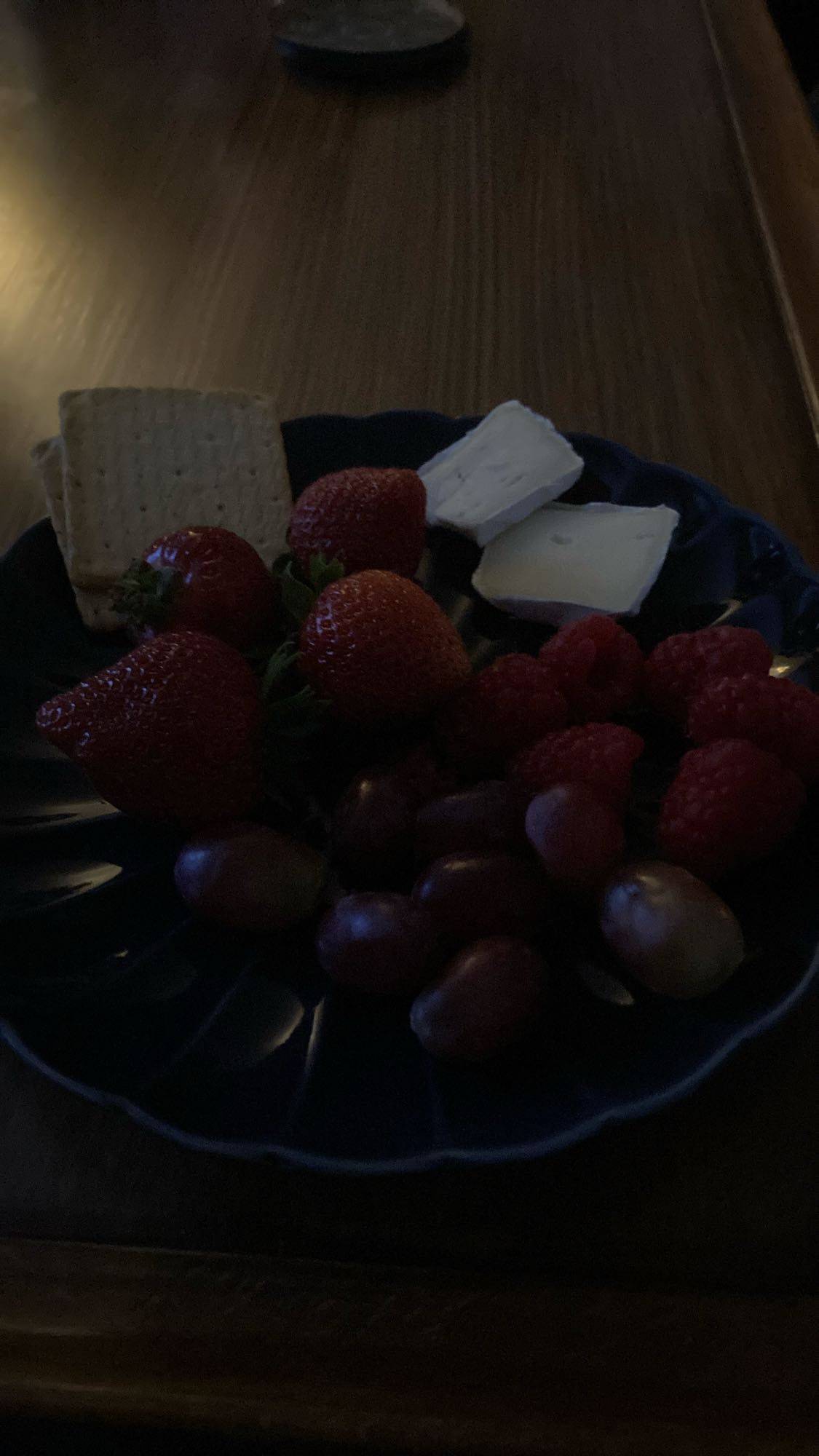 Ost och bärfat utan hårdost
