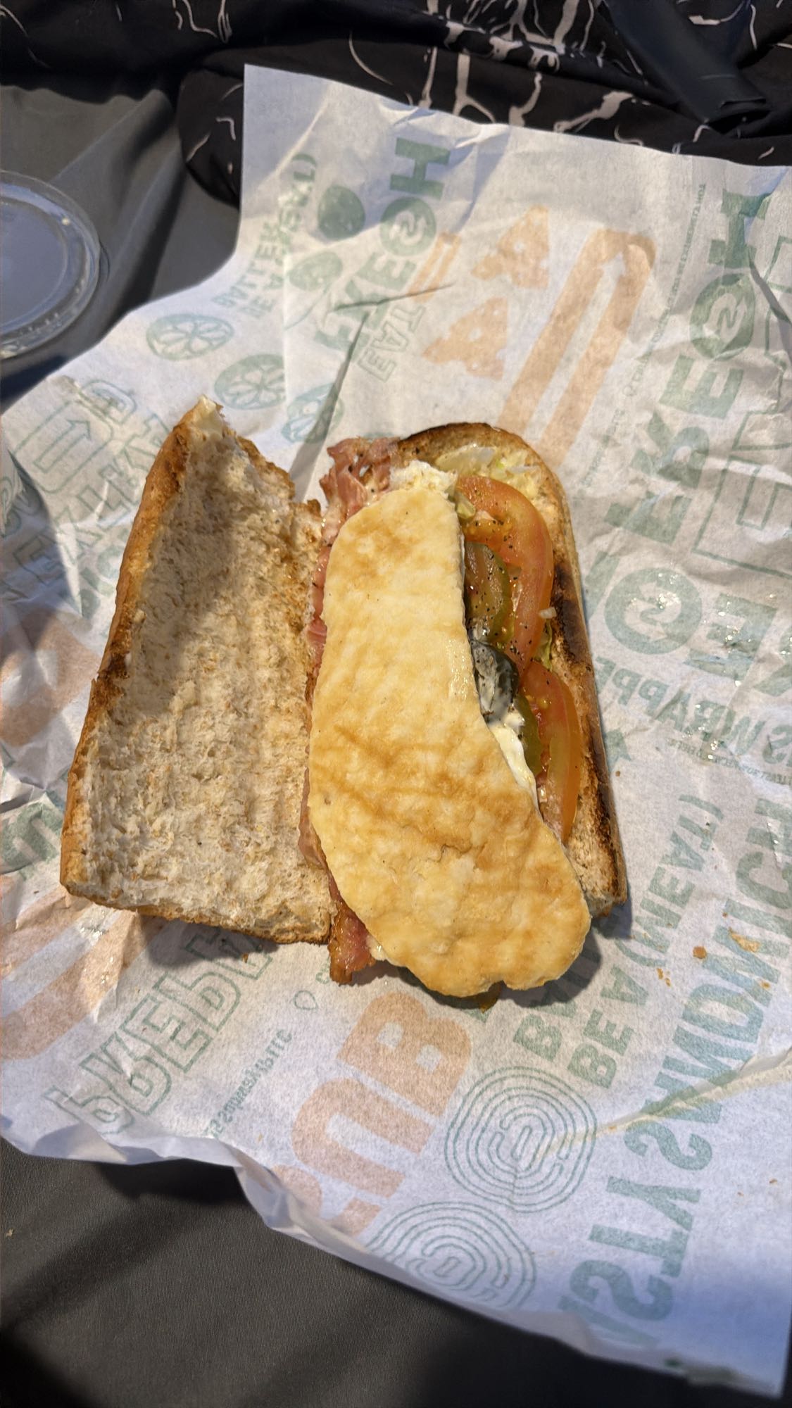 sándwich con halloumi