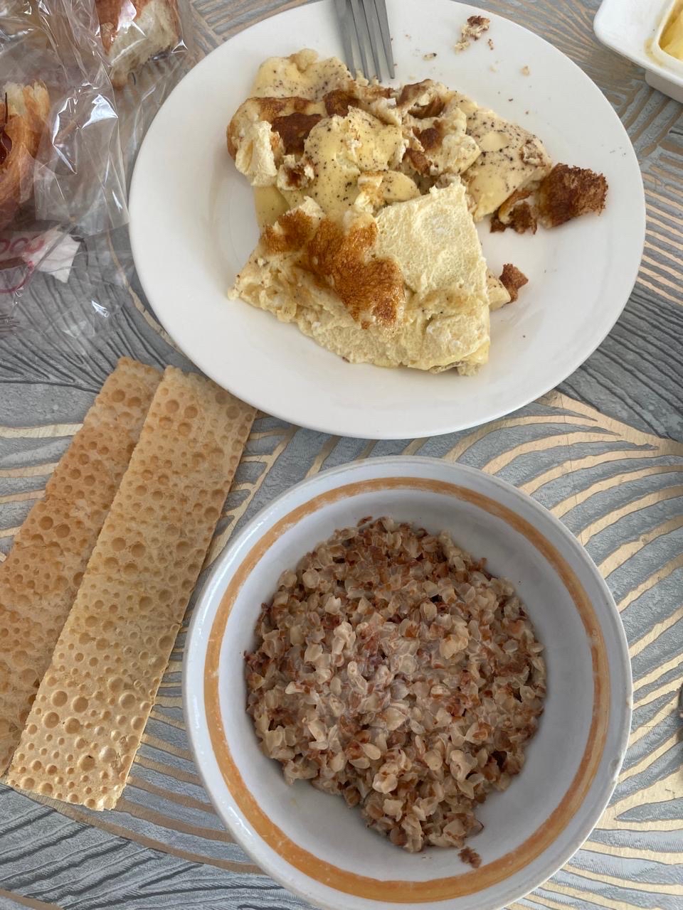 Омлет с гречкой