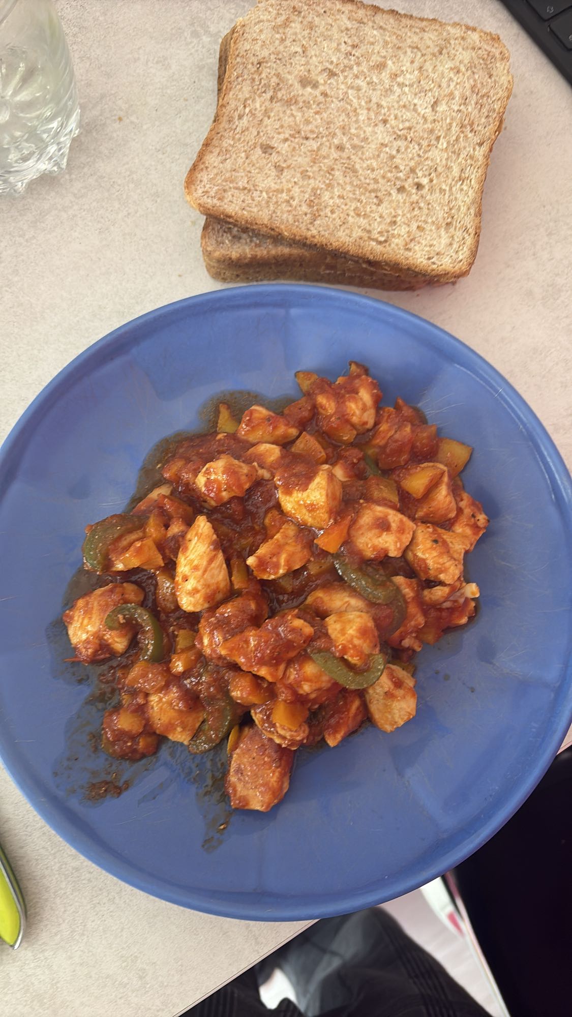 Poulet sauce tomate