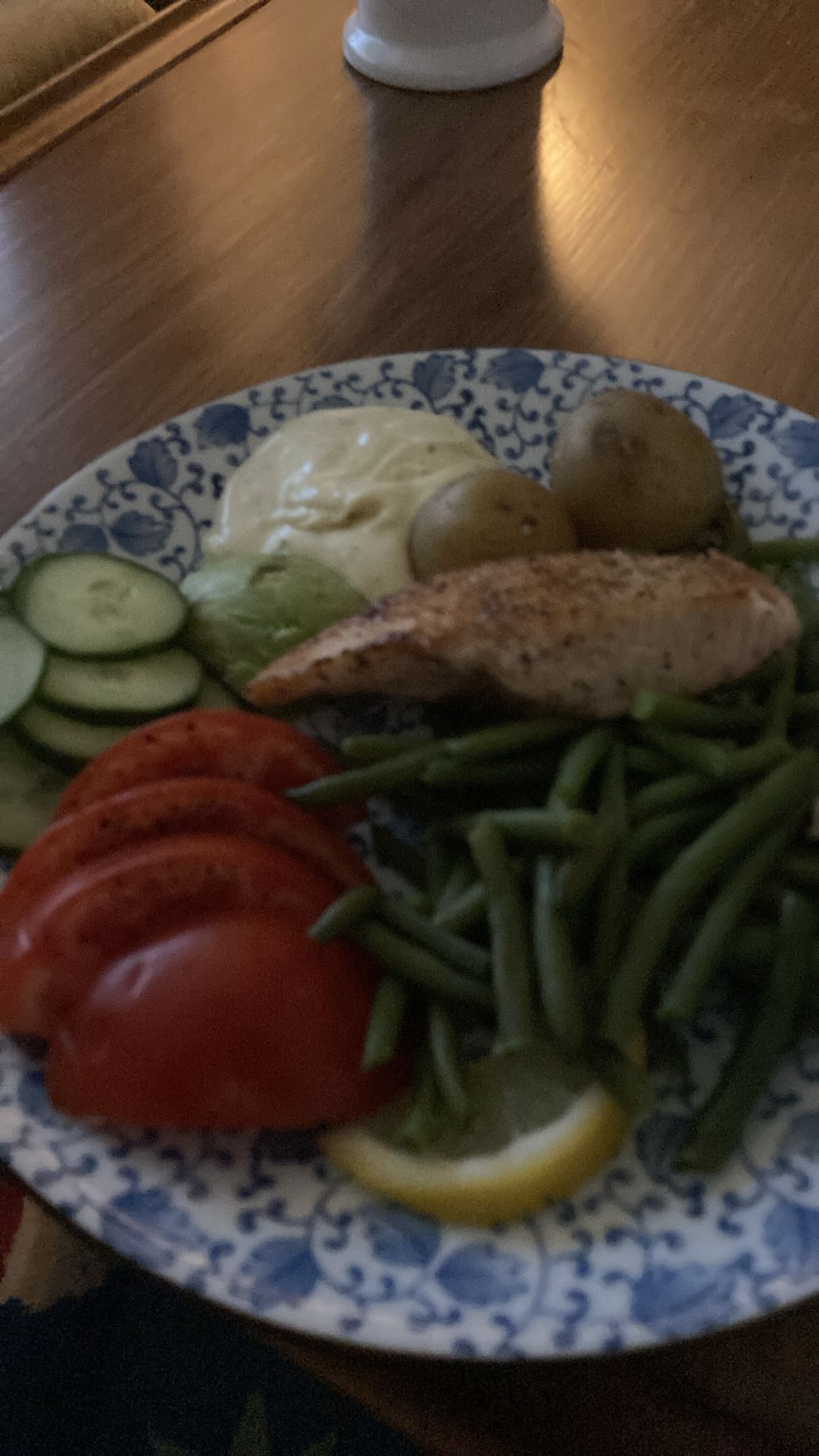 Lax med grönsaker