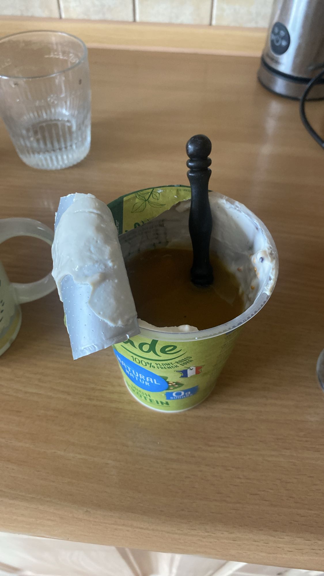 Jogurt roślinny z miodem