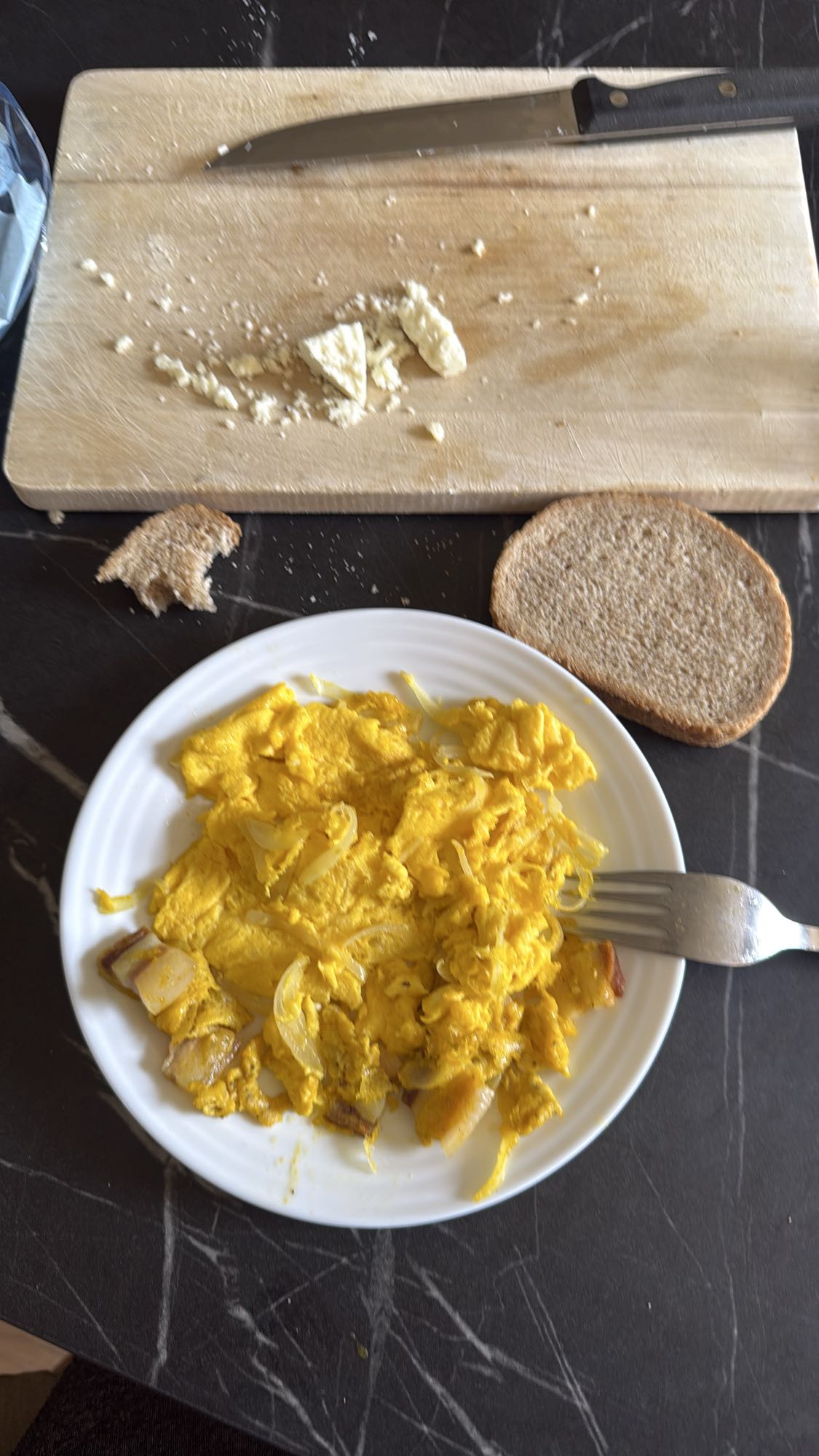 Scrambled Eggs Toast
