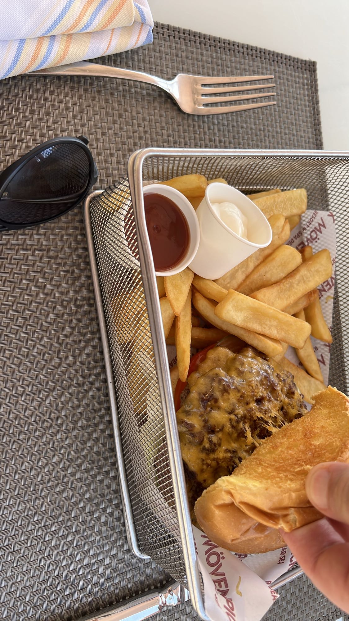 Cheeseburger and Fries