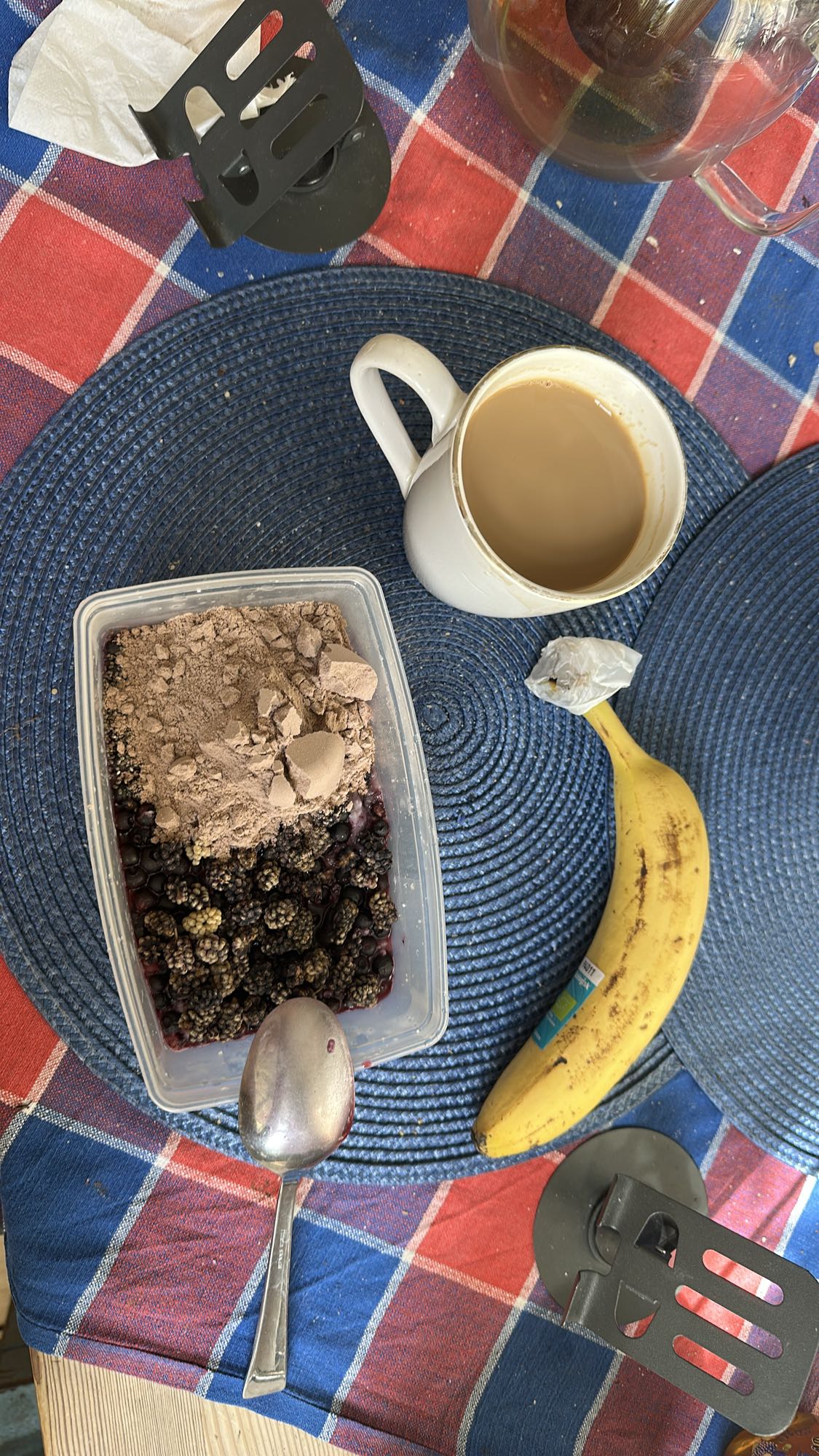 Bär med banan och kaffe