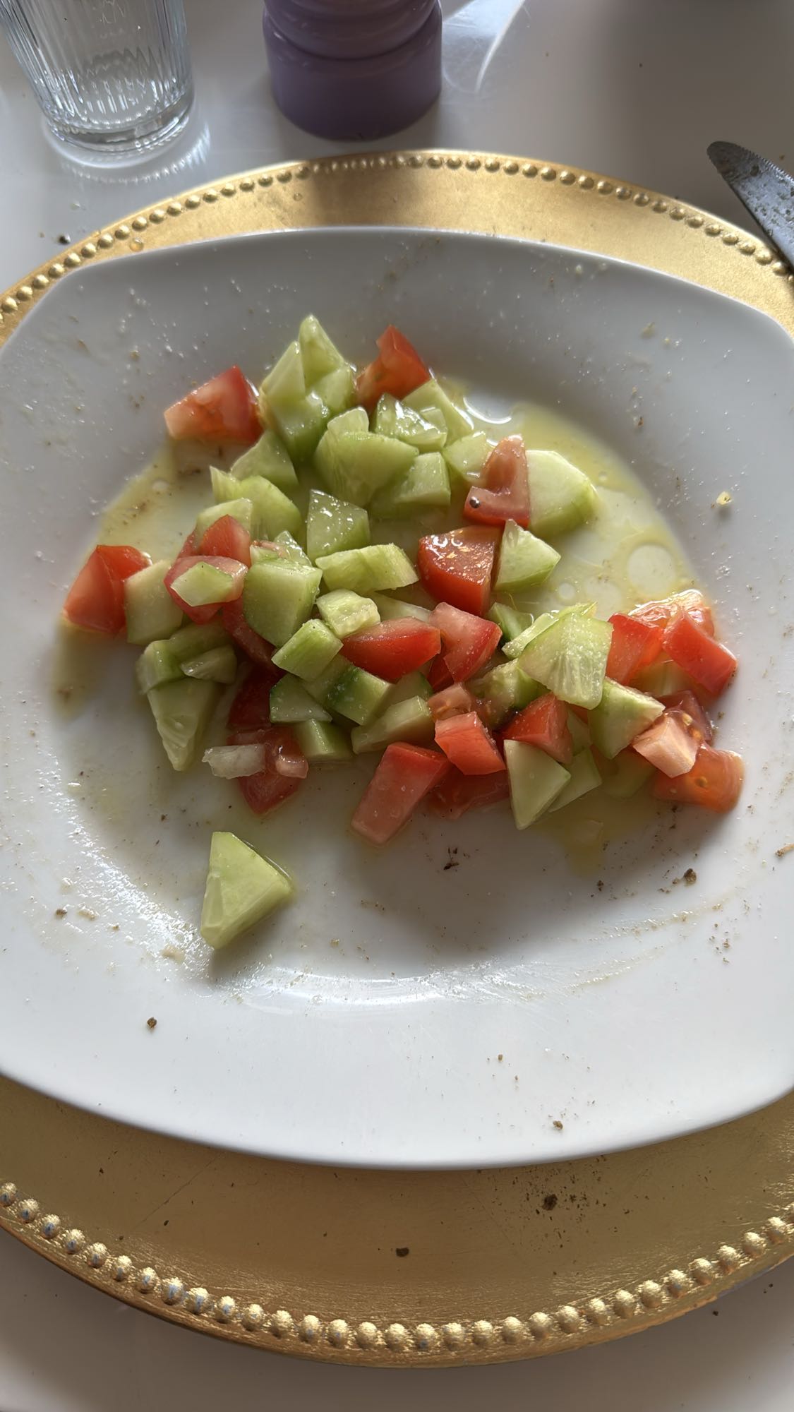 Komkommer tomatensalade