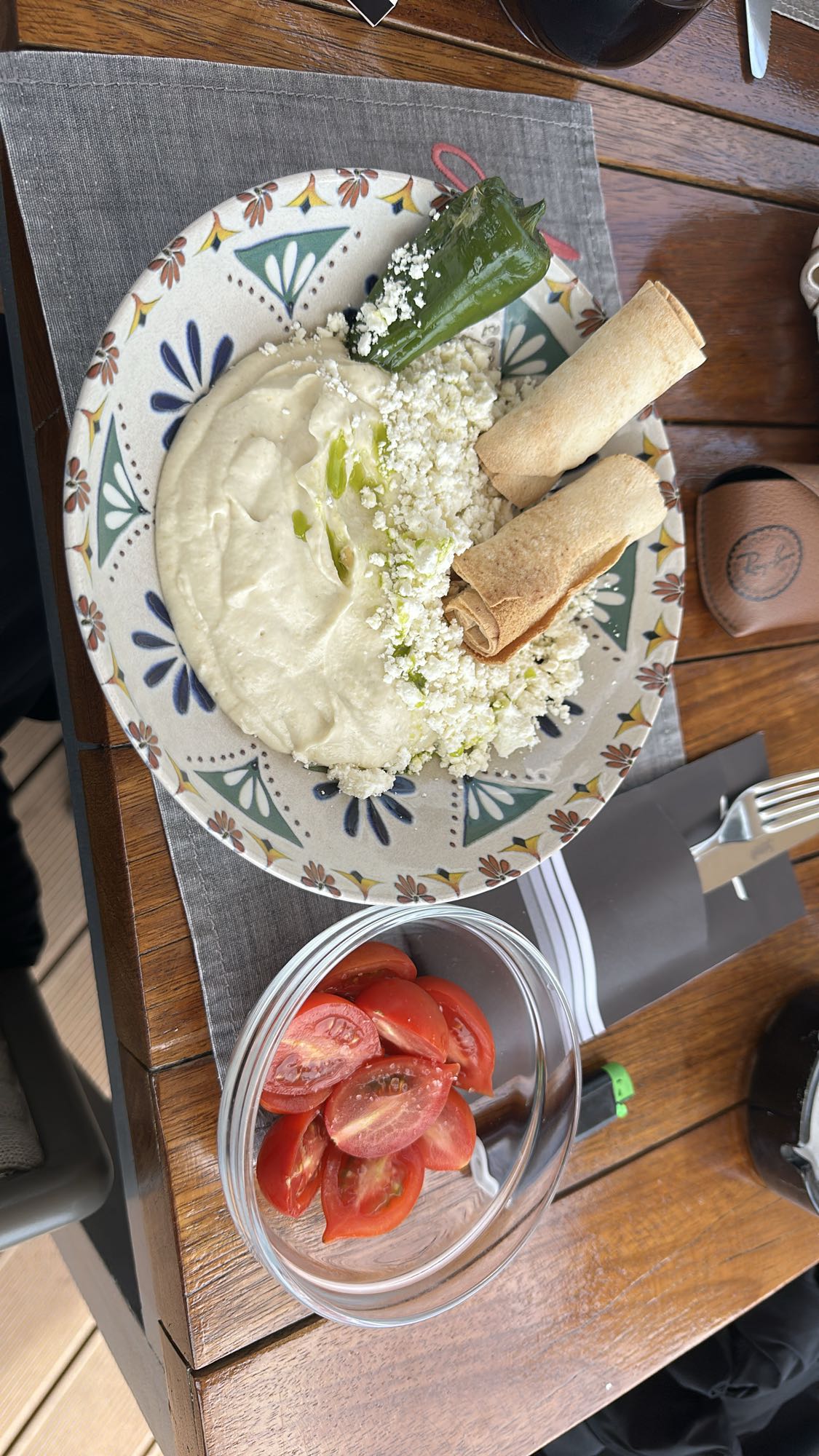 Creamy cheese plate