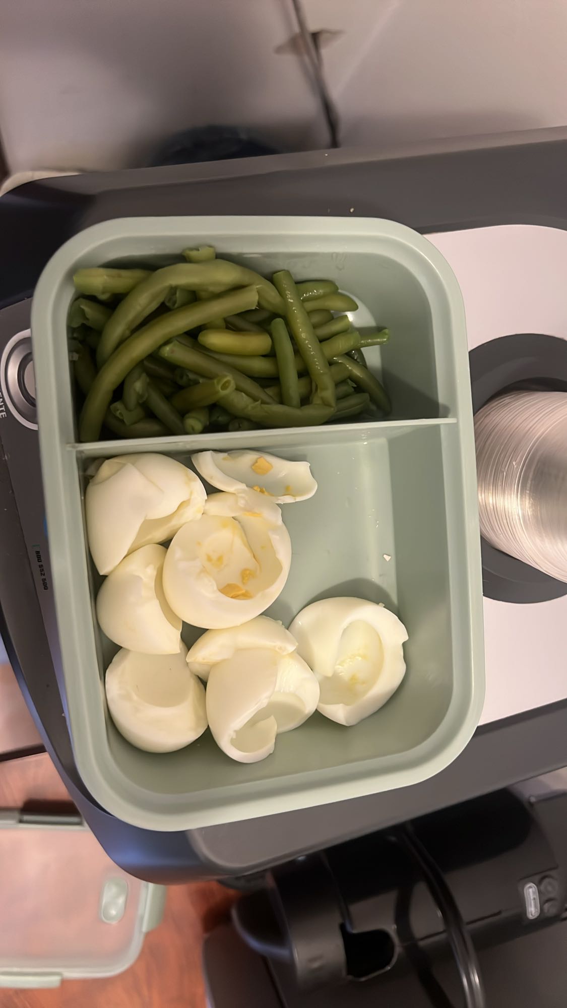Uova sode e fagiolini