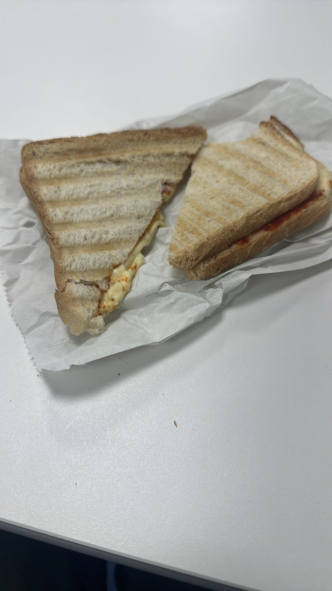 Kaşarlı tost