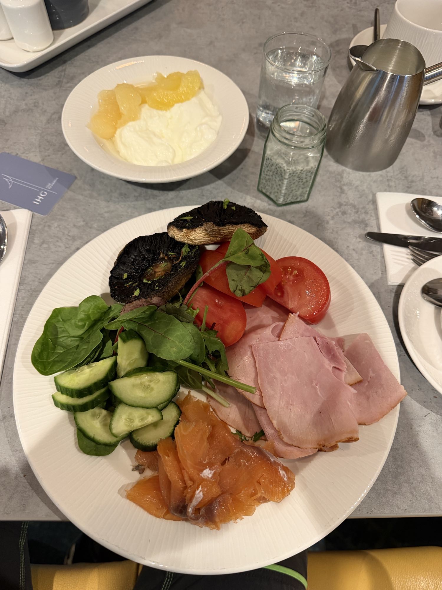 Colazione salata e yogurt