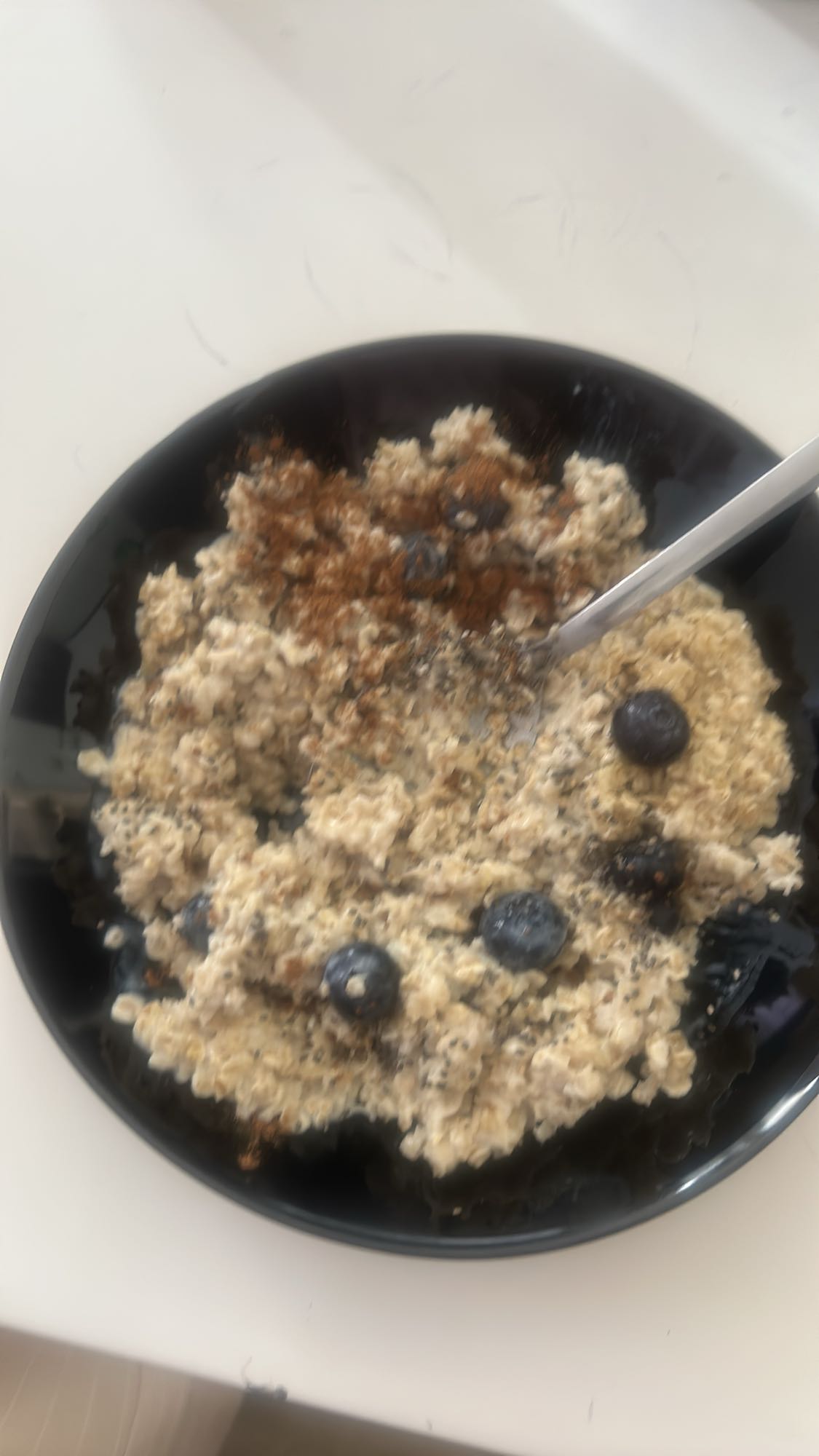 Haferbrei mit Blaubeeren