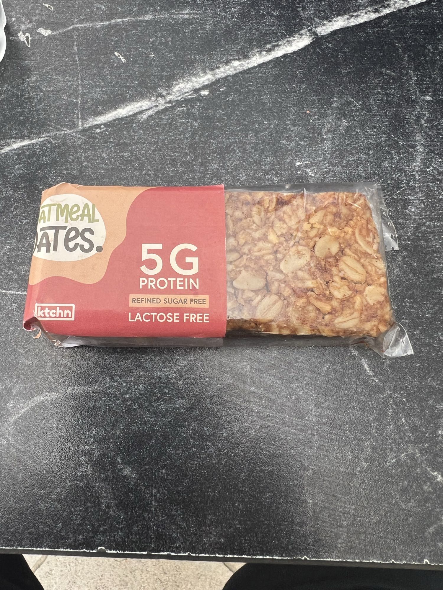 Oatmeal Dates Bar