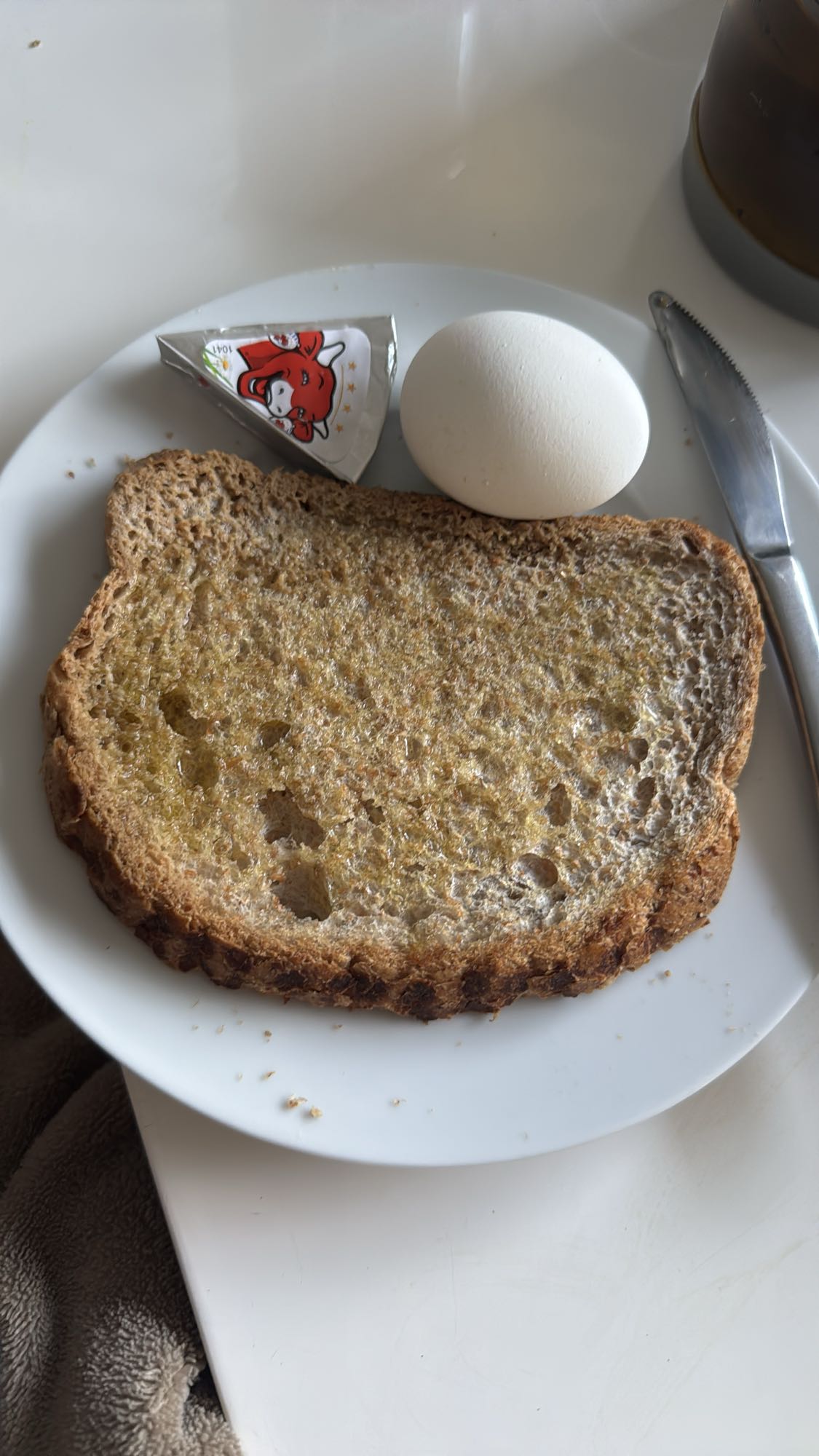 Boterham met ei en kaas