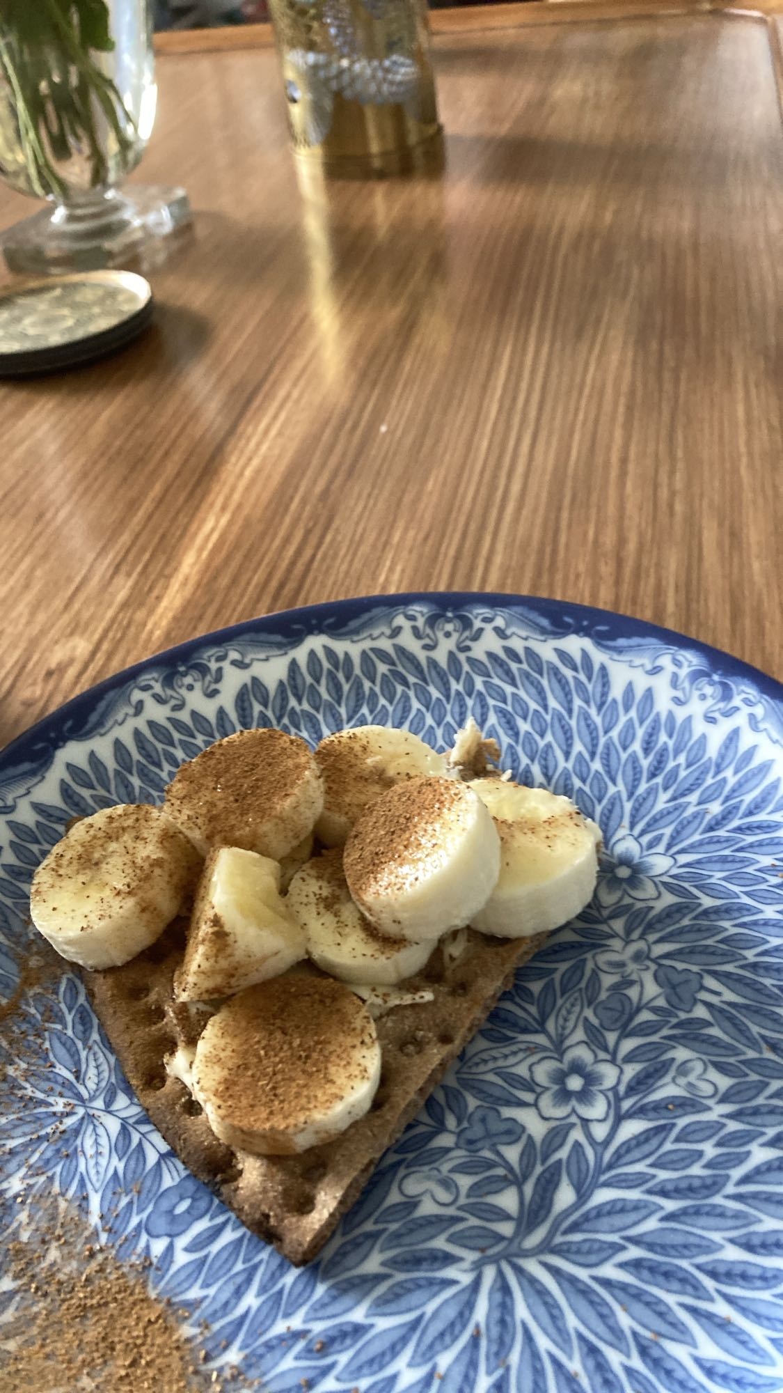 Knäckebröd med banan