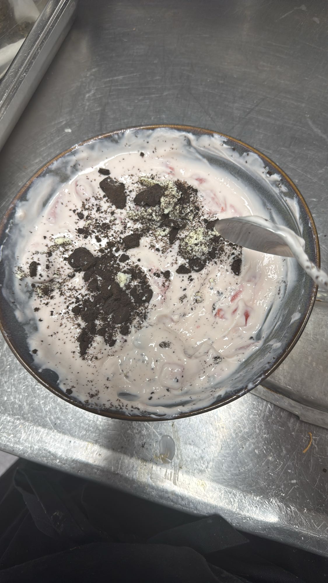 Yoghurt med jordgubb