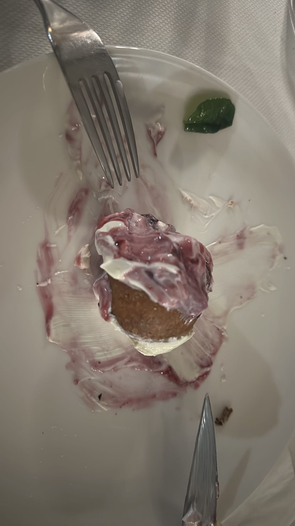 Berry Cream Pastry
