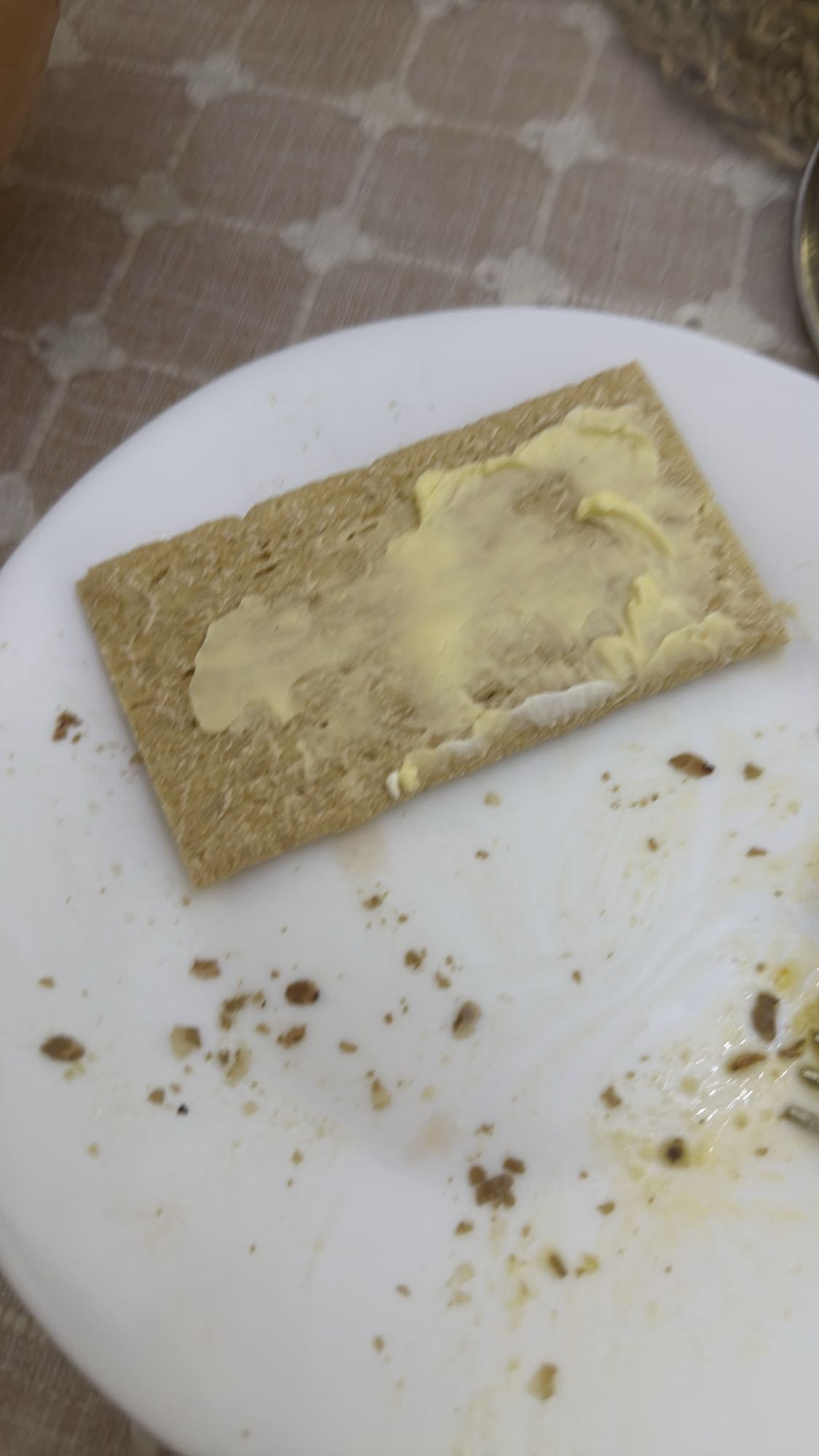 Хлебец с маслом