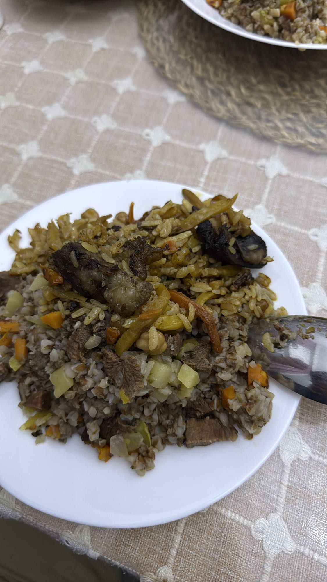 Гречка с мясом и рисом